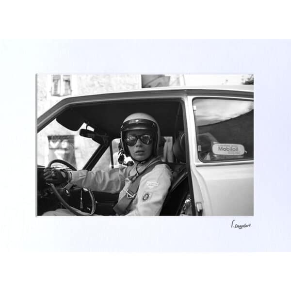 Passe-Partout - La pilote automobile, Corse