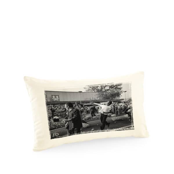 Housse de Coussin |  Manifestation Paysanne, Ajaccio
