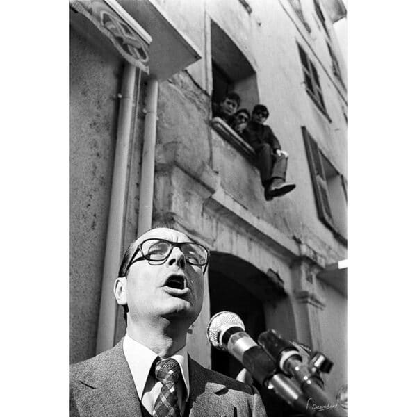 Photo du discours de Jacques Chirac à Corté en Corse