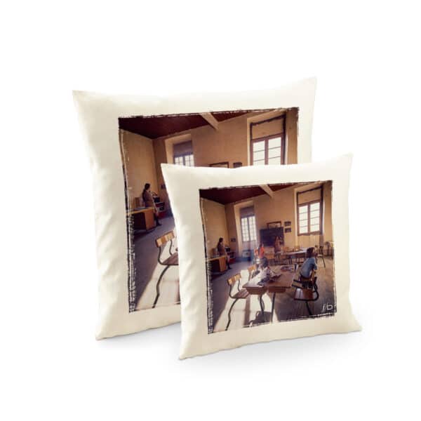 Housse de Coussin | L'École de Giocatojo en Castagniccia, Corse